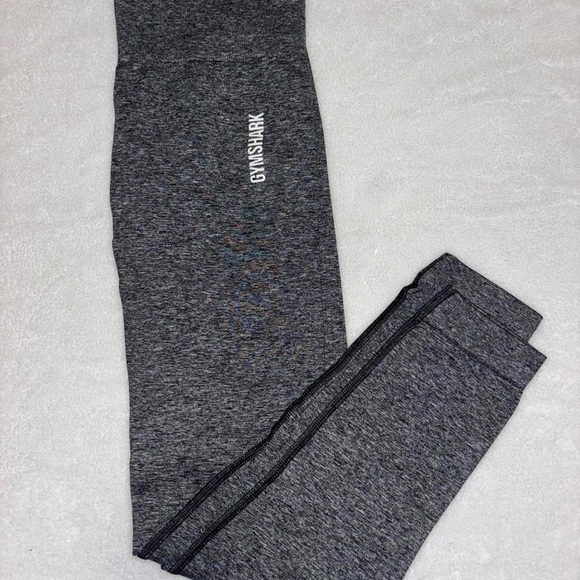 Gymshark Pants - Gymshark Charcoal Heather Leggings